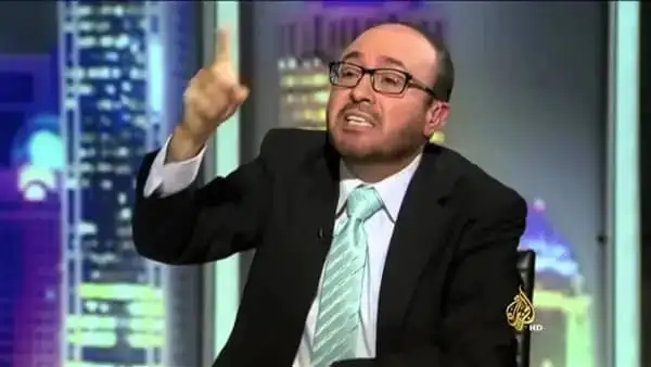 شاهد الإعلامي الاشهر بإثارة الجدل فيصل القاسم يكشف مفاجأة نــارية مفـحمة عن صدام حسين أبكت واوجعت قلوب كُل العراقيين  