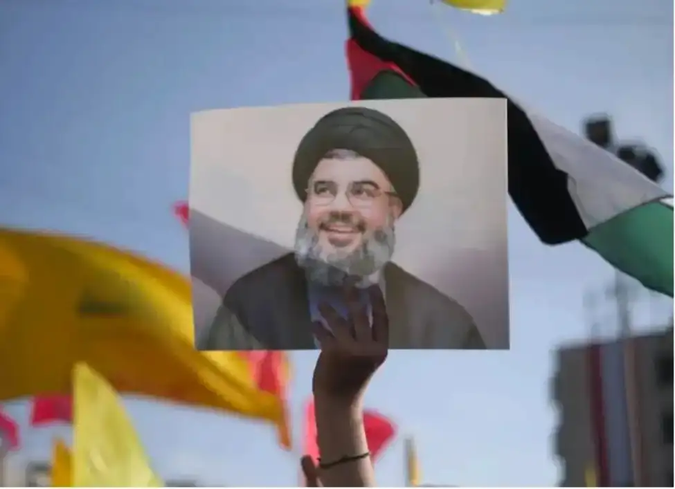   العالم بأكمله مصدوم بعد القبض على الشخص العربي الذي ساعد الامريكان في اغتيال نصر الله وصور لهم كل شيء داخل المنزل المغلق!