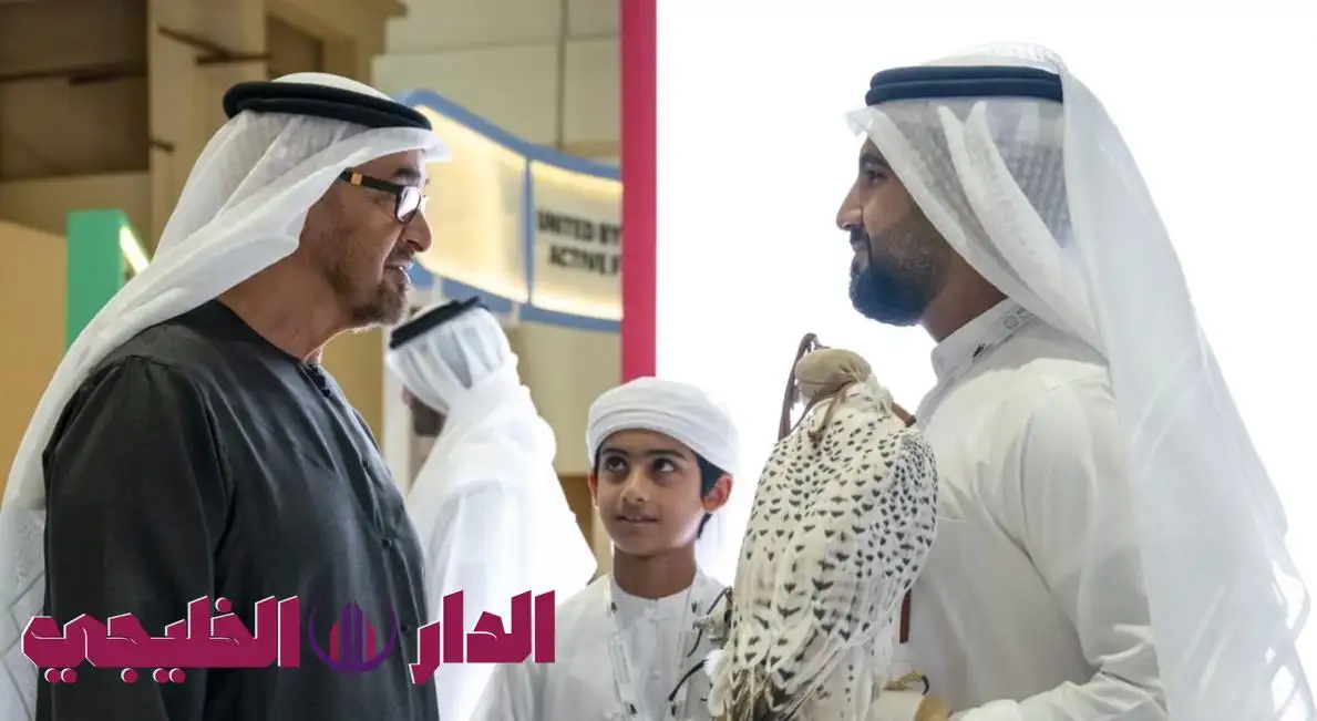     رئيس الإمارات يؤكد على أهمية الحفاظ على التراث أثناء زيارته لمعر 