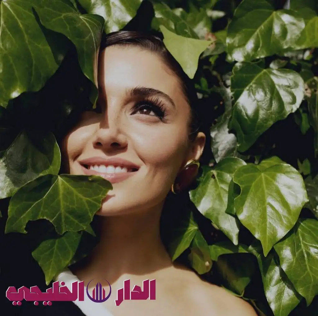   انفصال هاندا أرتشيل عن خطيبها يشعل السوشيال ميديا ويتصدر الترند 